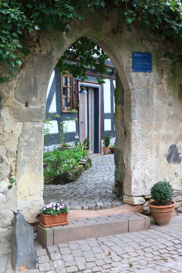 Alte Pfarre Gudensberg公寓 外观 照片